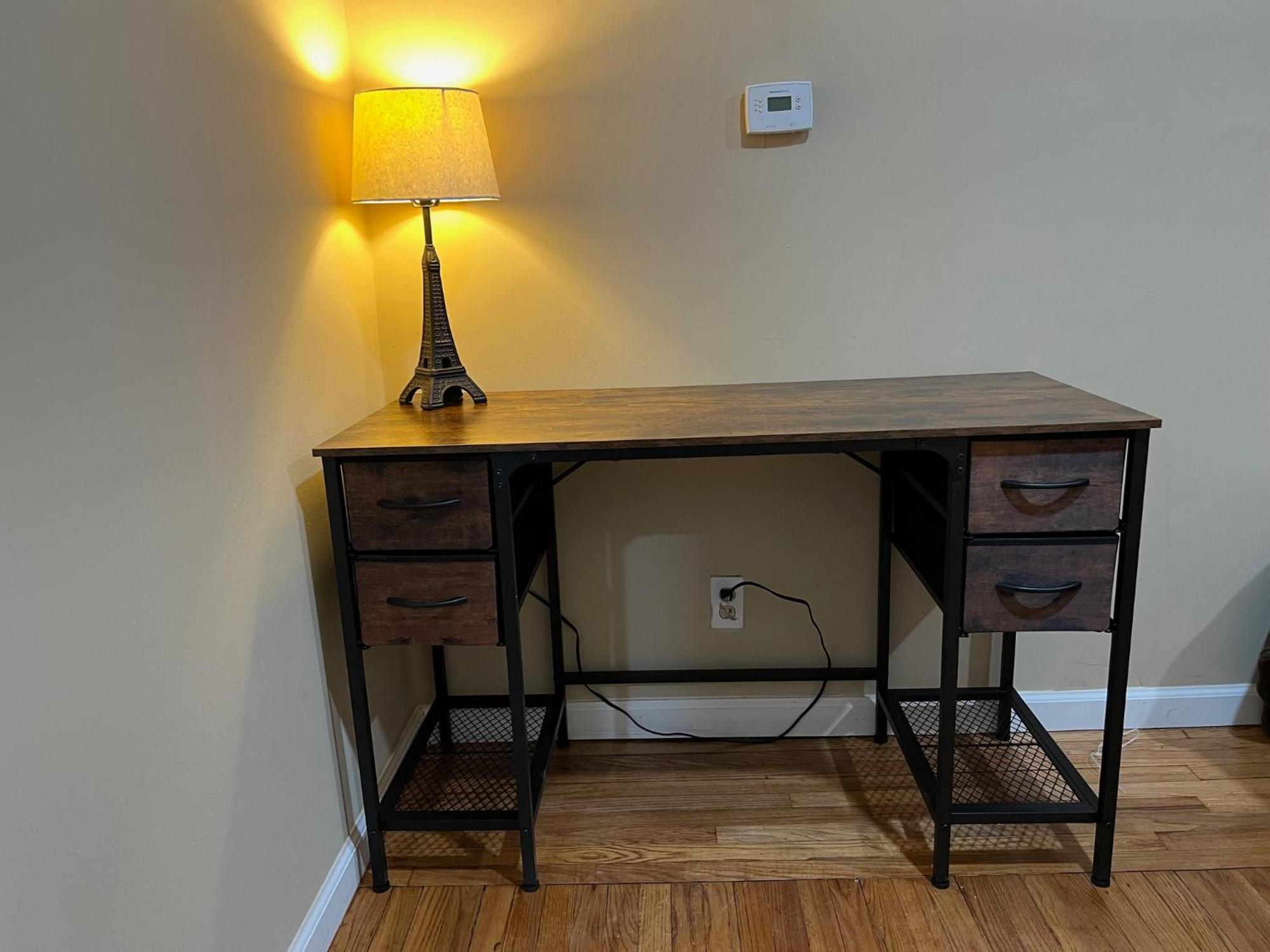 Little France Versailles Homestay Allentown