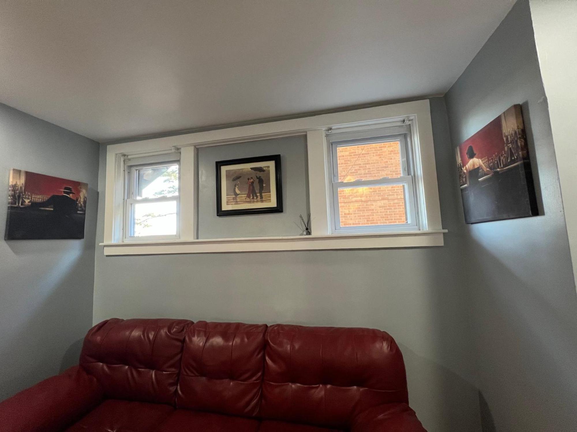 Little France Versailles Homestay Allentown